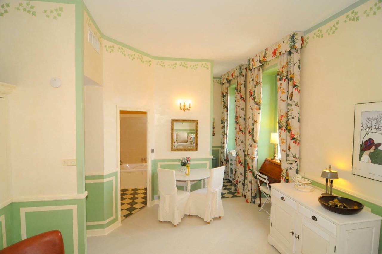 Chateau Des Gipieres Bij De Mont Ventoux Montbrun-les-Bains Kültér fotó