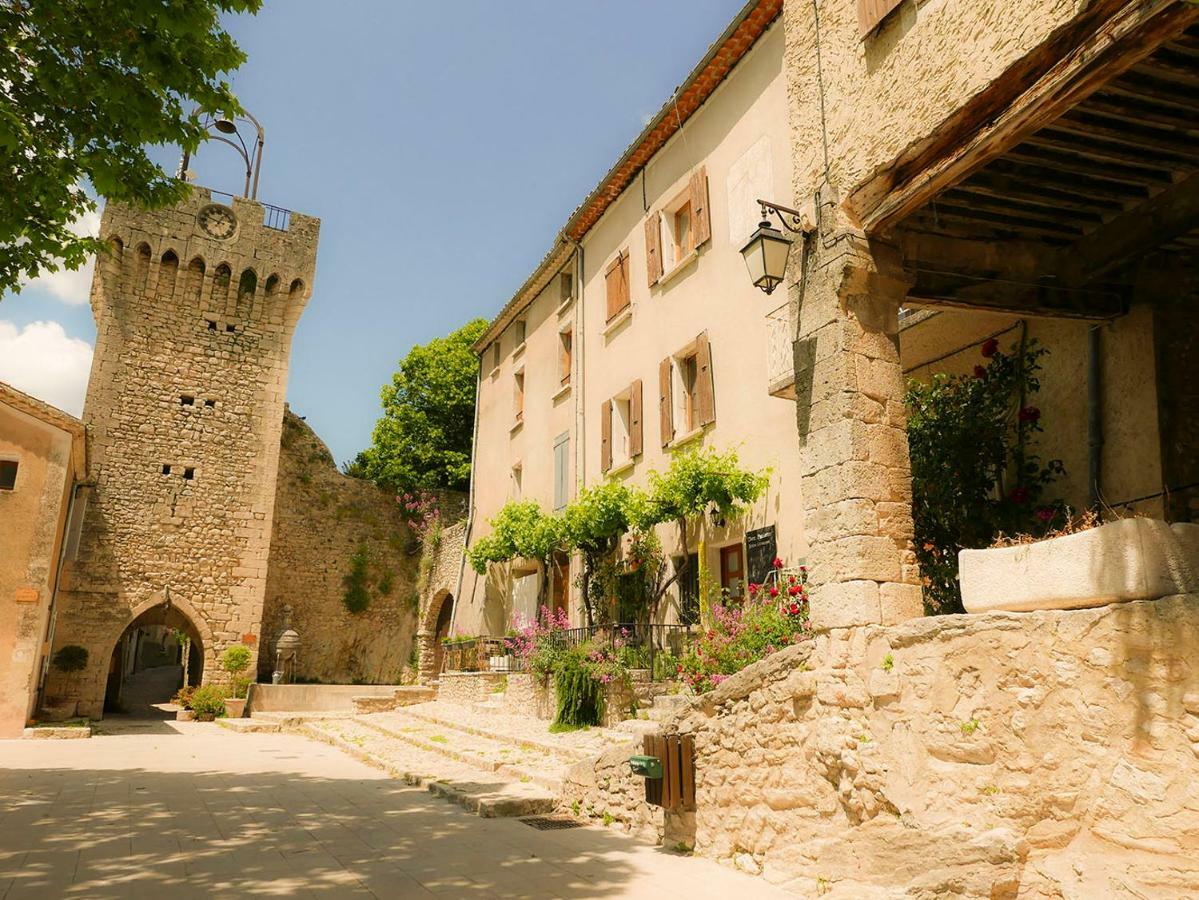 Chateau Des Gipieres Bij De Mont Ventoux Montbrun-les-Bains Kültér fotó