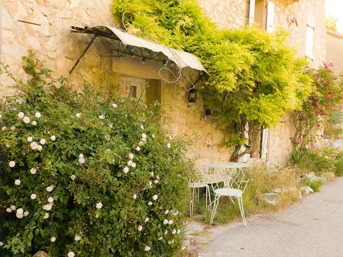 Chateau Des Gipieres Bij De Mont Ventoux Montbrun-les-Bains Kültér fotó